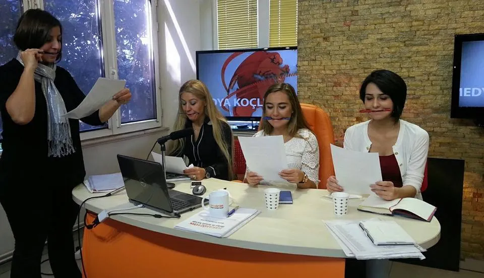 Cast Ajanslarının Spikerlik ve Sunuculuk Eğitimleri
